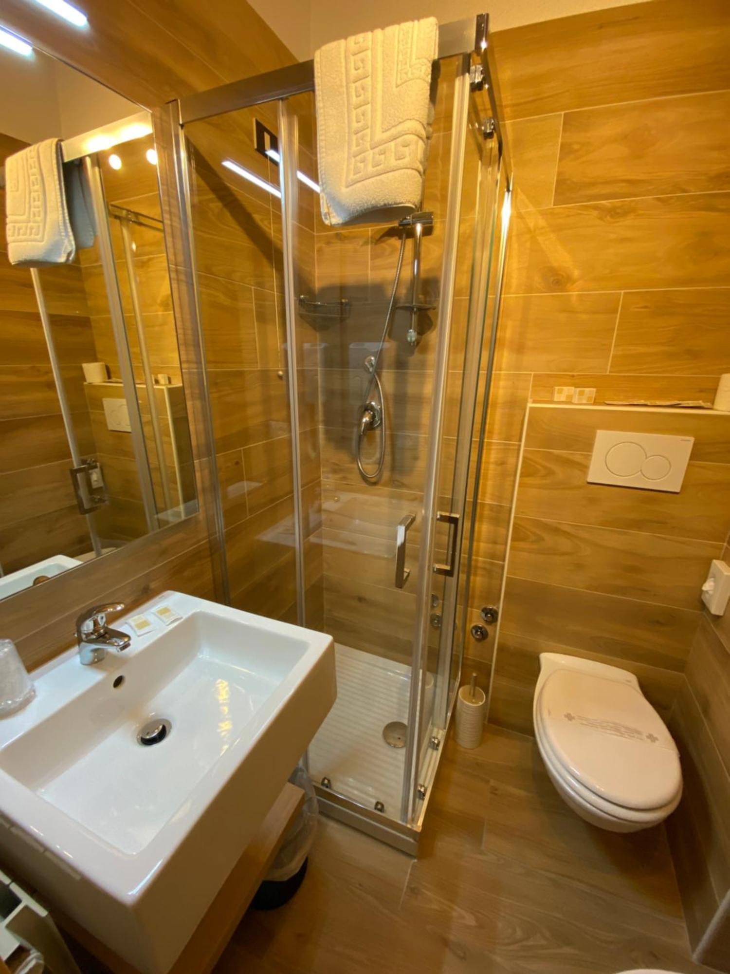 Hotel Montepizzo Lizzano In Belvedere Extérieur photo