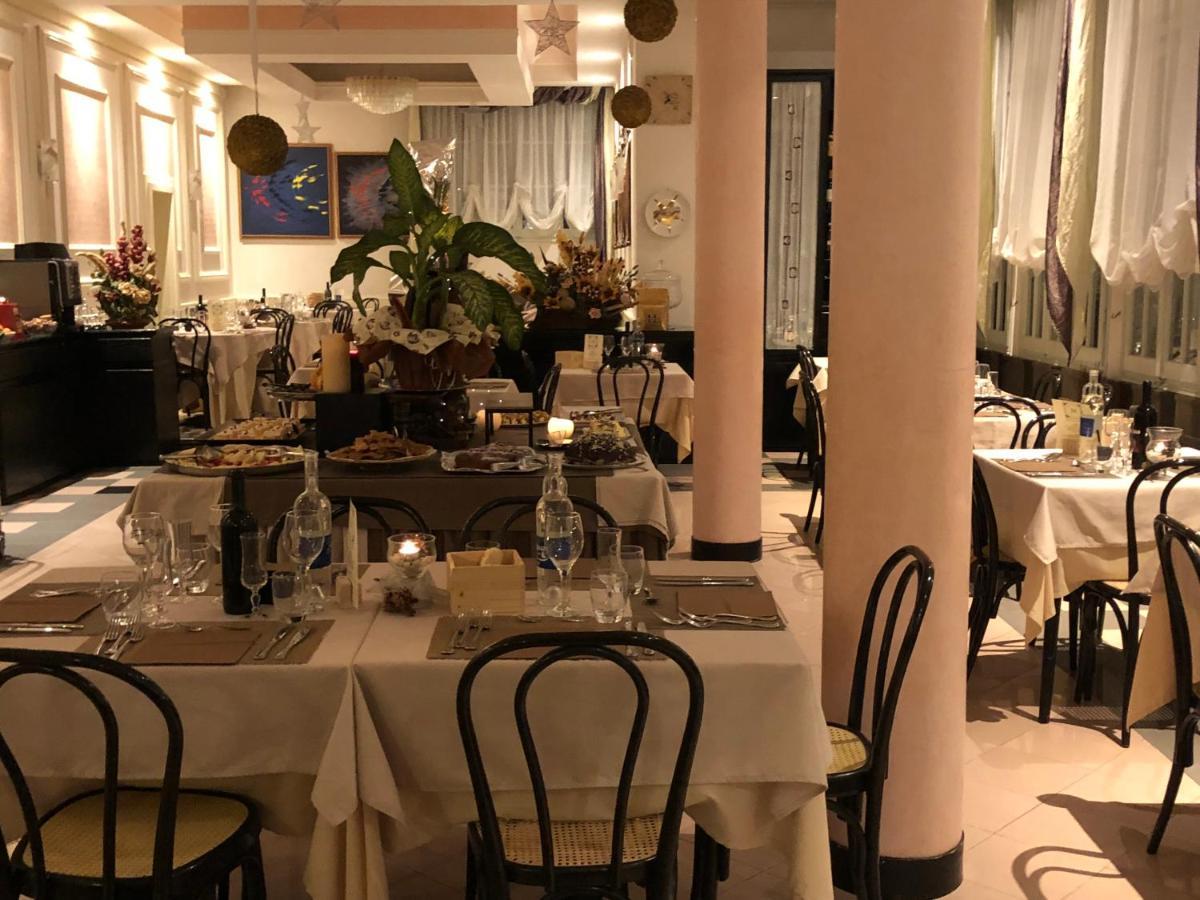 Hotel Montepizzo Lizzano In Belvedere Extérieur photo